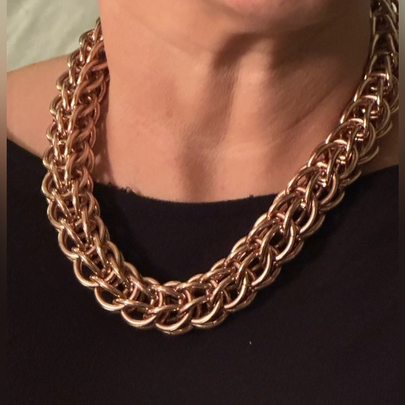 Henri Bendel Chain Me Down Necklace - Picture 7 of 11
